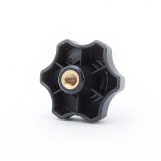 Opne cavity plastic scallop knob